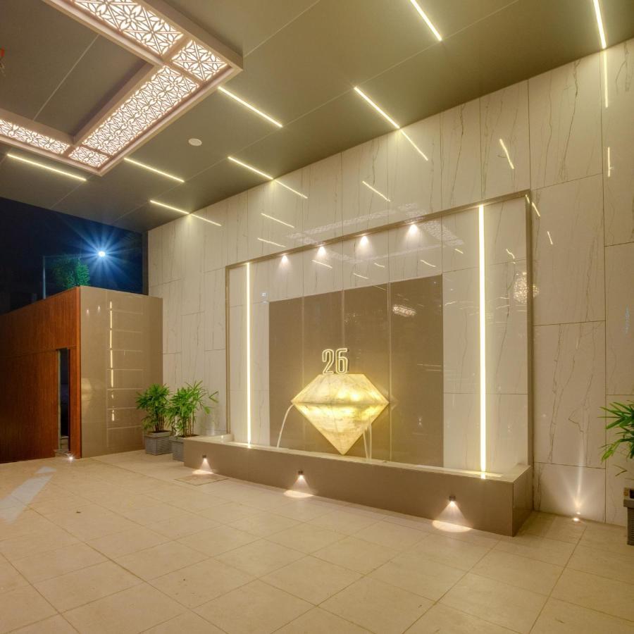 Hotel Diamond 26 Сурат Экстерьер фото